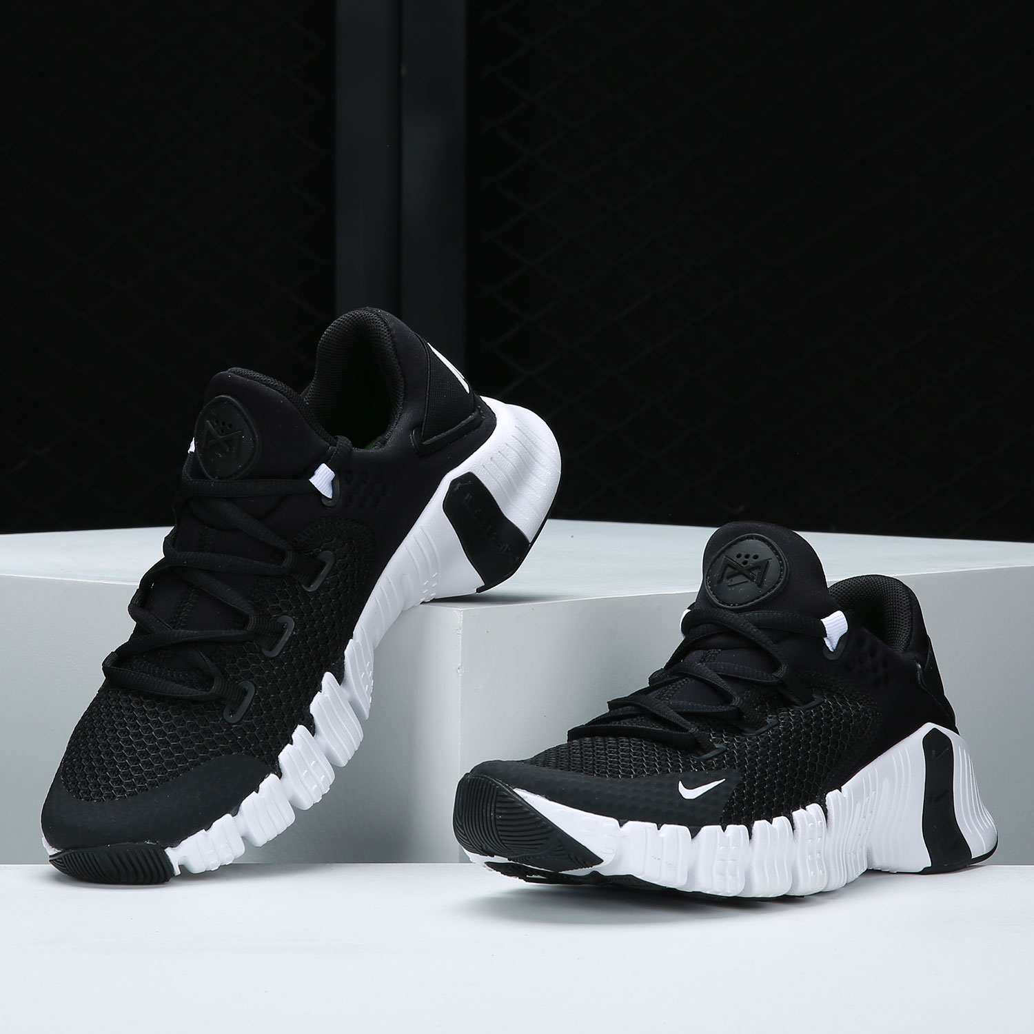 Nike Authentic Women's Free Me - đánh giá và giá Women Shoes Nike