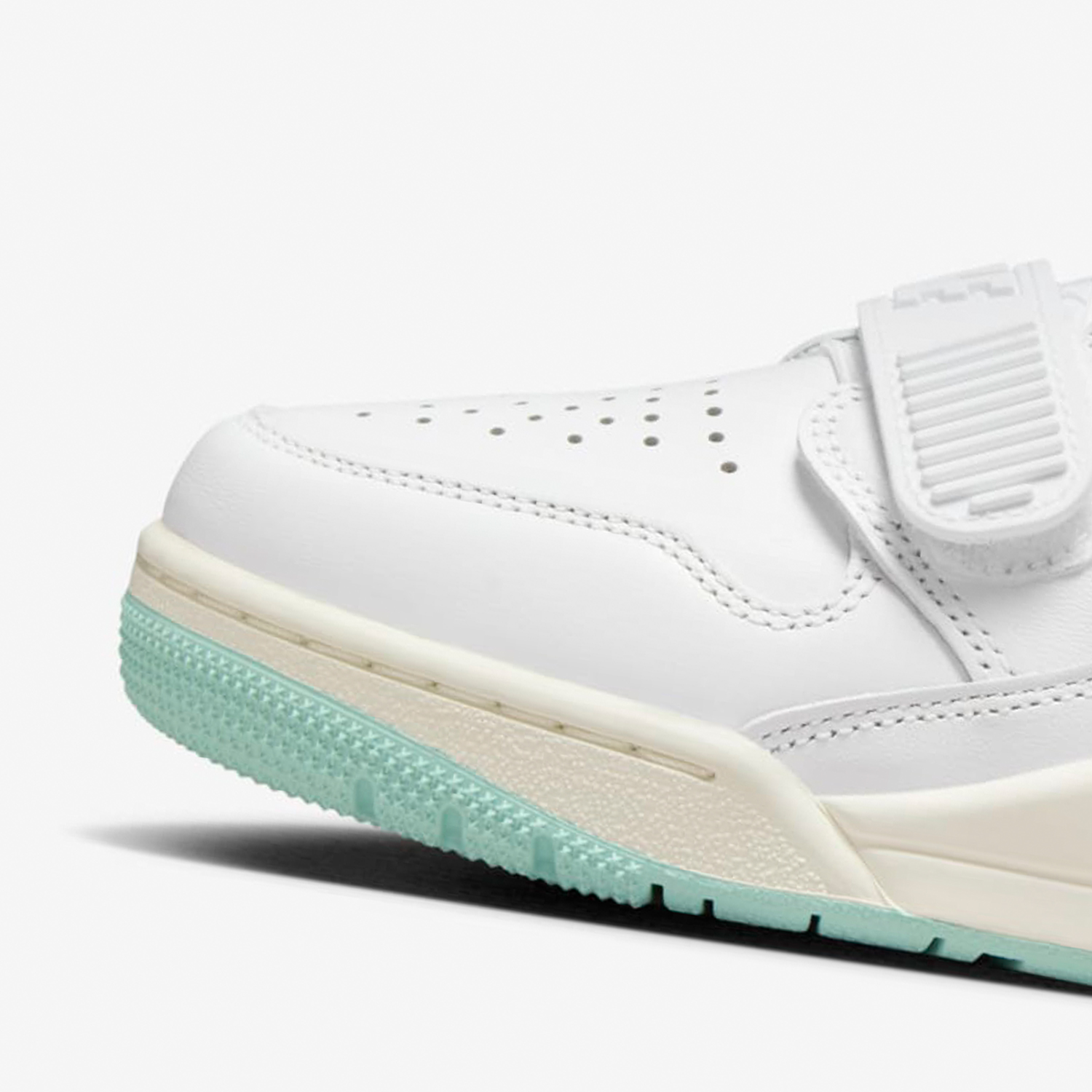 Nike genuine JORDAN women's ai - đánh giá và giá Women'S Shoes Nike Jordan