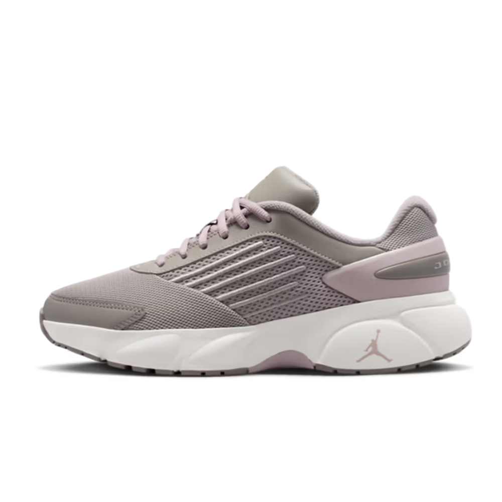 Nike Jordan TRUNNER FLOW: Comf - đánh giá và giá Women'S Shoes Nike Jordan