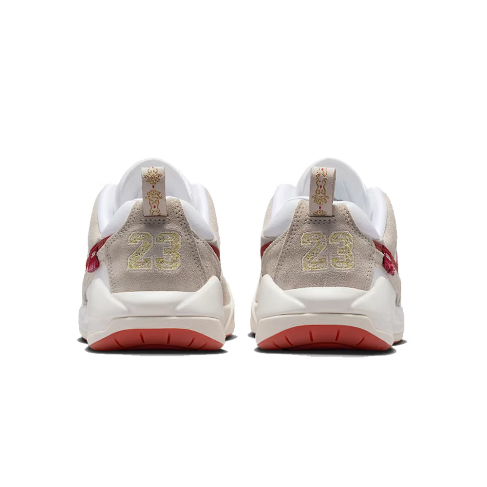 Nike Jordan CMFT ERA Women's S - đánh giá và giá Women'S Shoes Nike Jordan